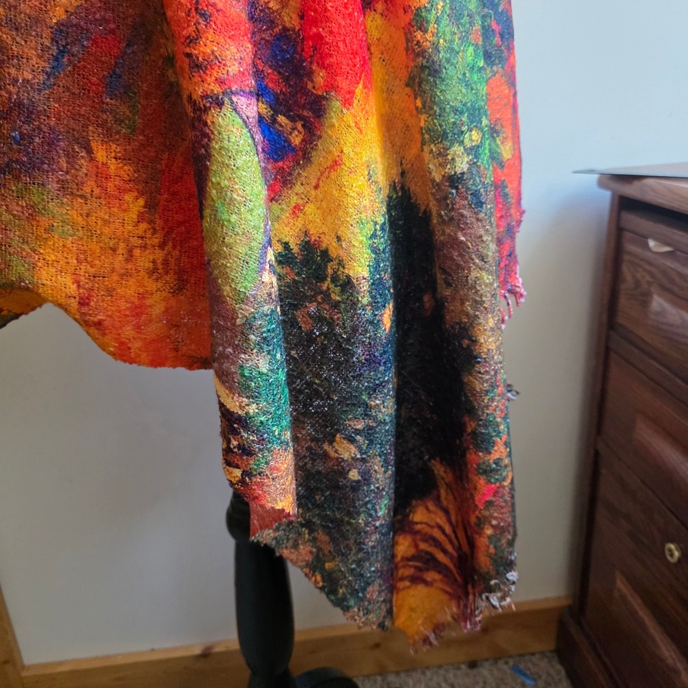 Magic Scarf Autumn Landscape Knit Button Poncho Wrap Shawl Art to Wear NWT - Picture 2 of 8
